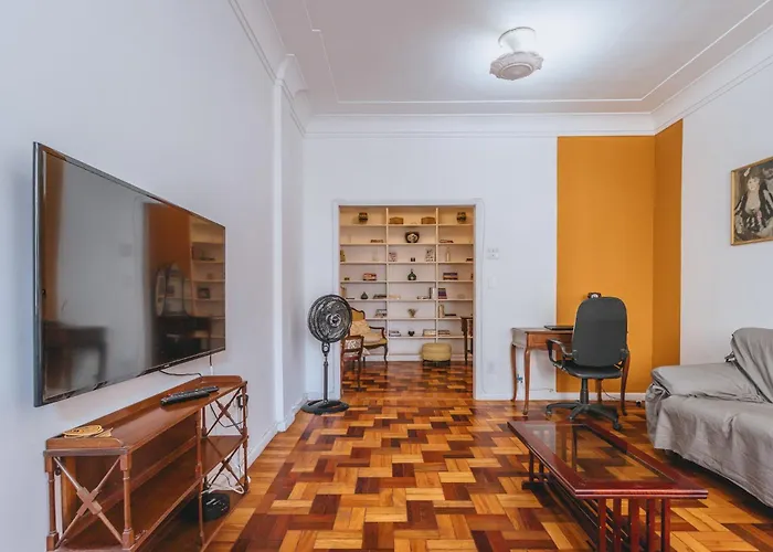 Amplo Apartamento - 3 Quartos - 1 Min Da Praia Rio de Janeiro